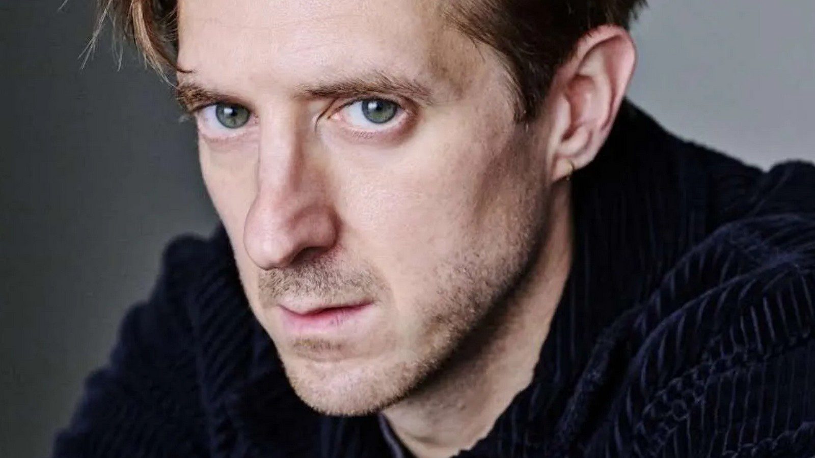 Chester Coil - a middle aged mean looking white man with dishwater brown hair and blue eyes