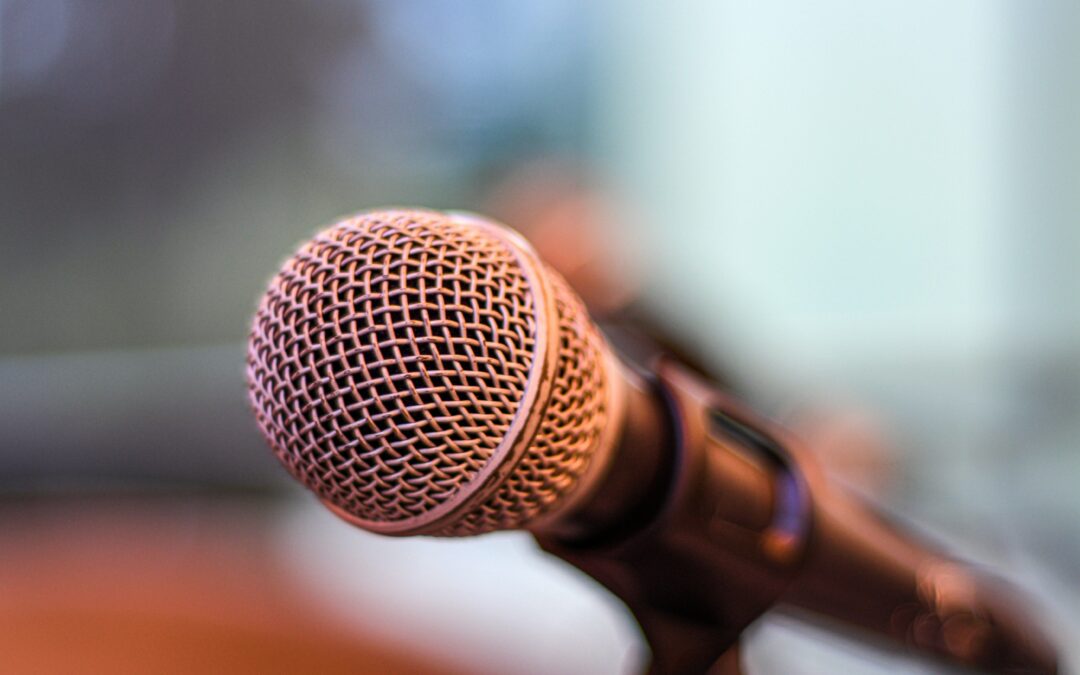 an image of a microphone